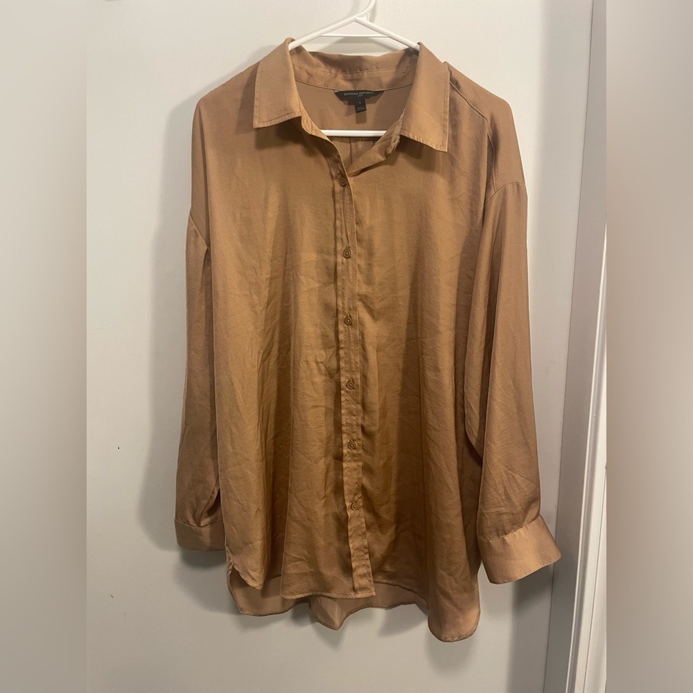 Banana Republic Tan Button Down Shirt